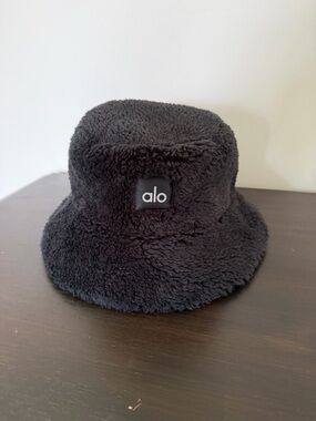 ALO Yoga Black Fuzzy Bucket Hat